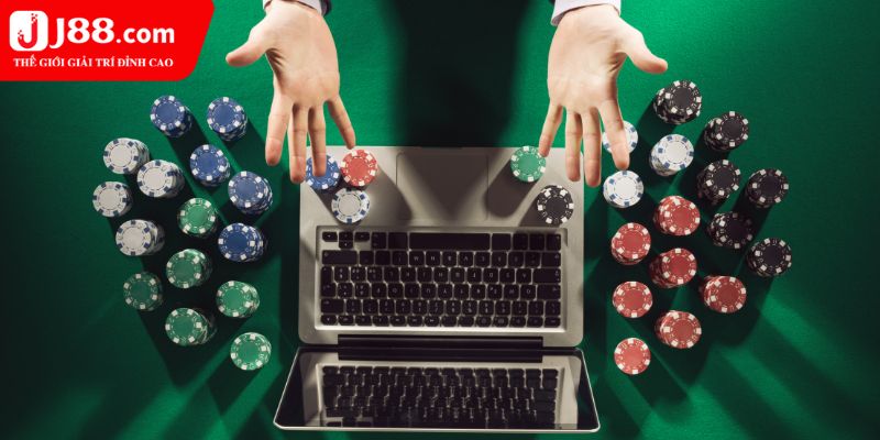 Tìm hiểu về poker đổi thưởng online